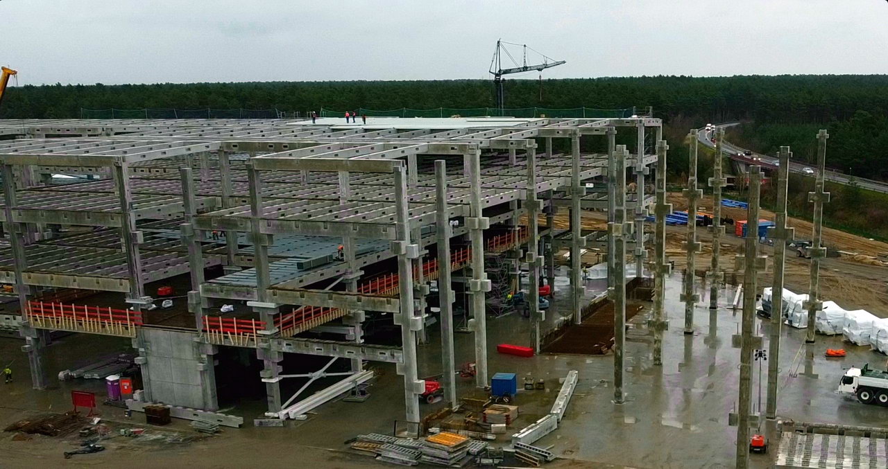 Илон Маск отказался от 1,4 млрд евро субсидий ЕС на строительство европейского завода Tesla